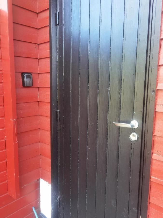 Apartamento Hybel Til Leie Tvedestrand Exterior foto