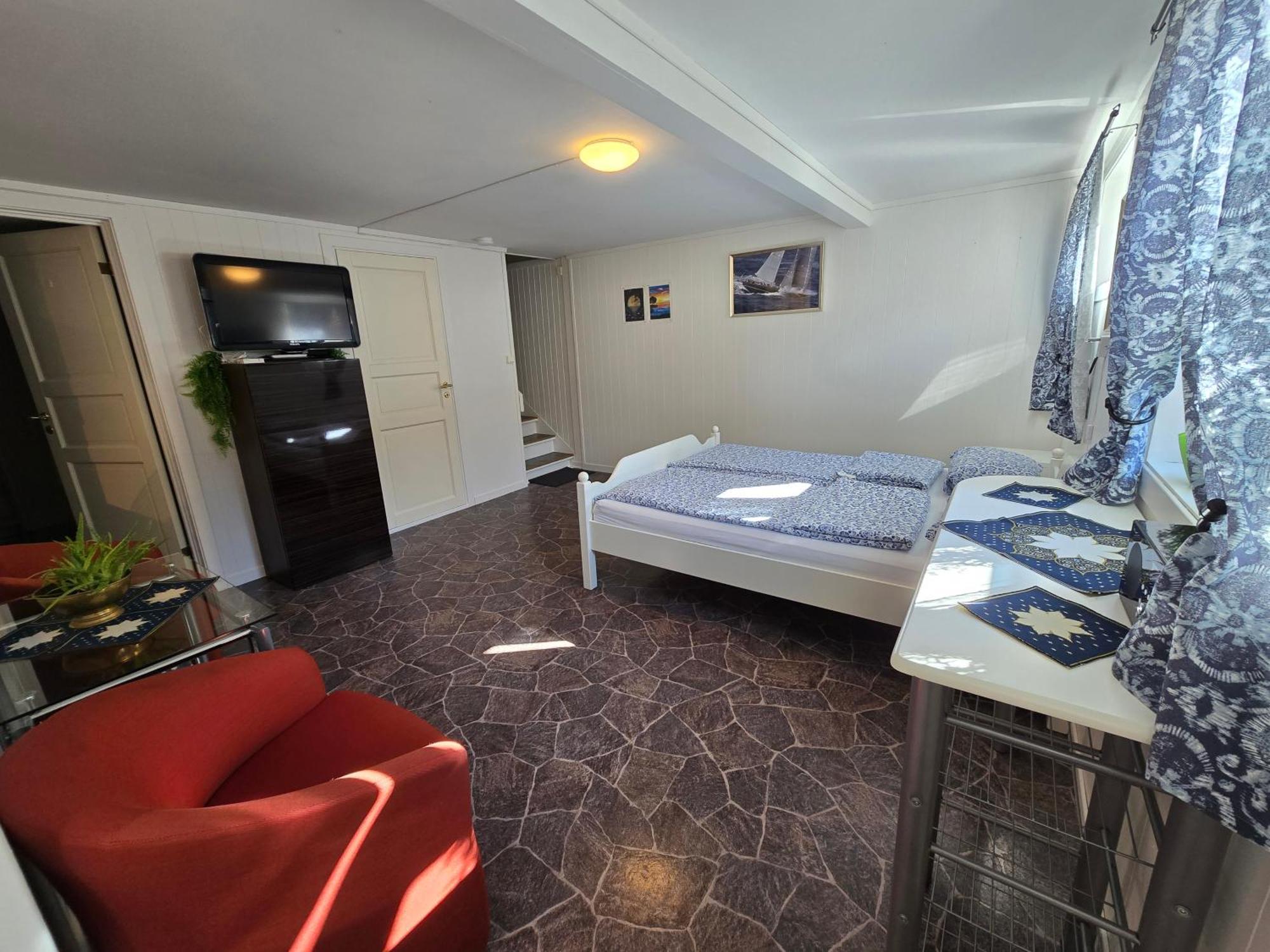 Apartamento Hybel Til Leie Tvedestrand Exterior foto