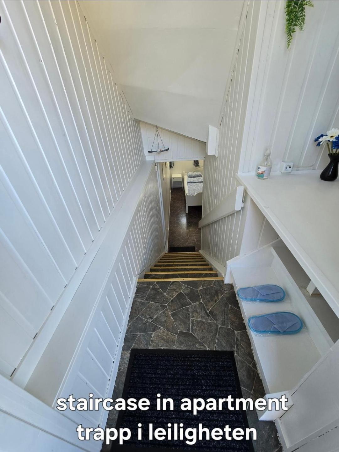 Apartamento Hybel Til Leie Tvedestrand Exterior foto
